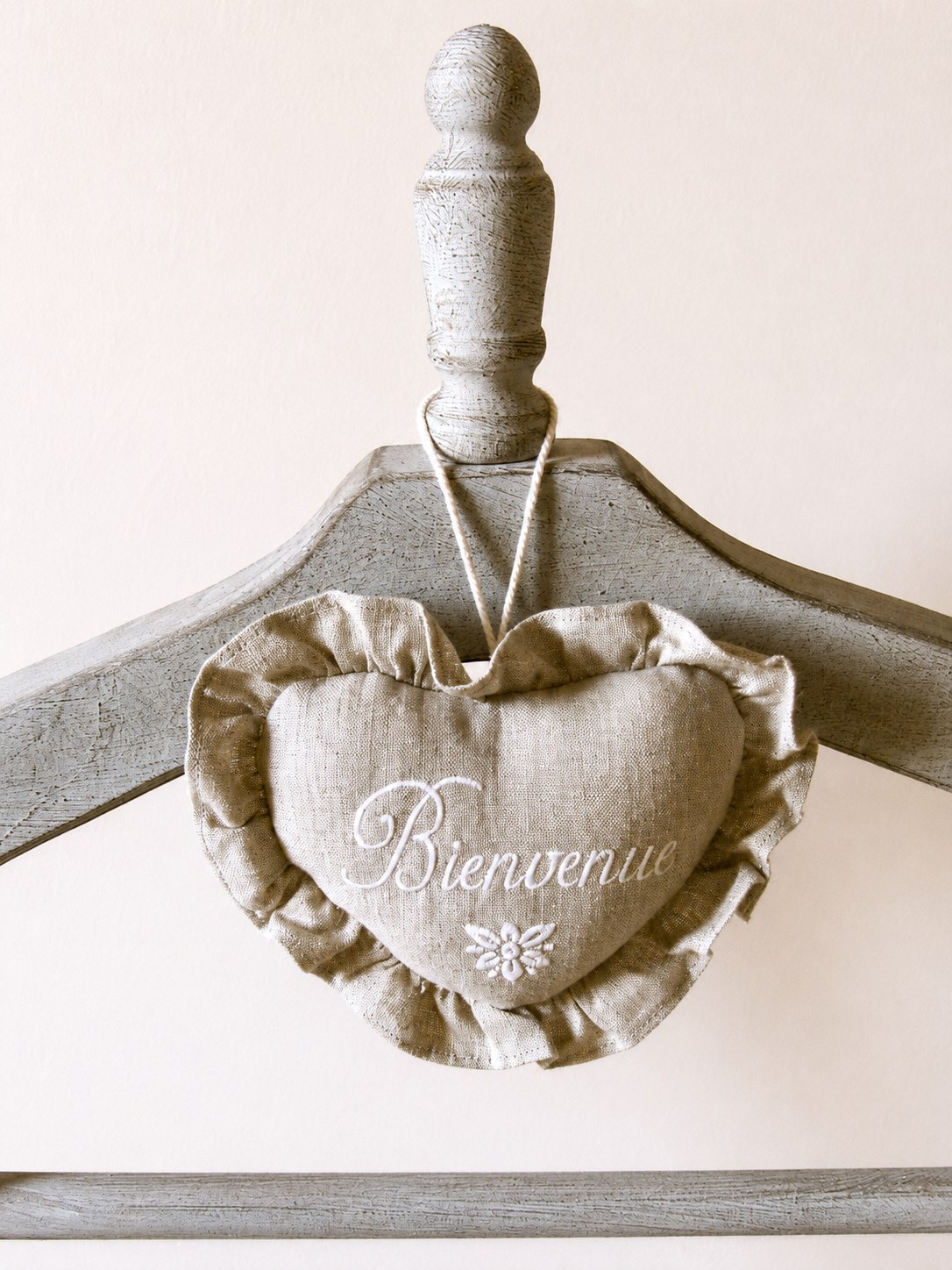Décoration de charme de la Suite Romantique chambre d'hôtes à Thuir
