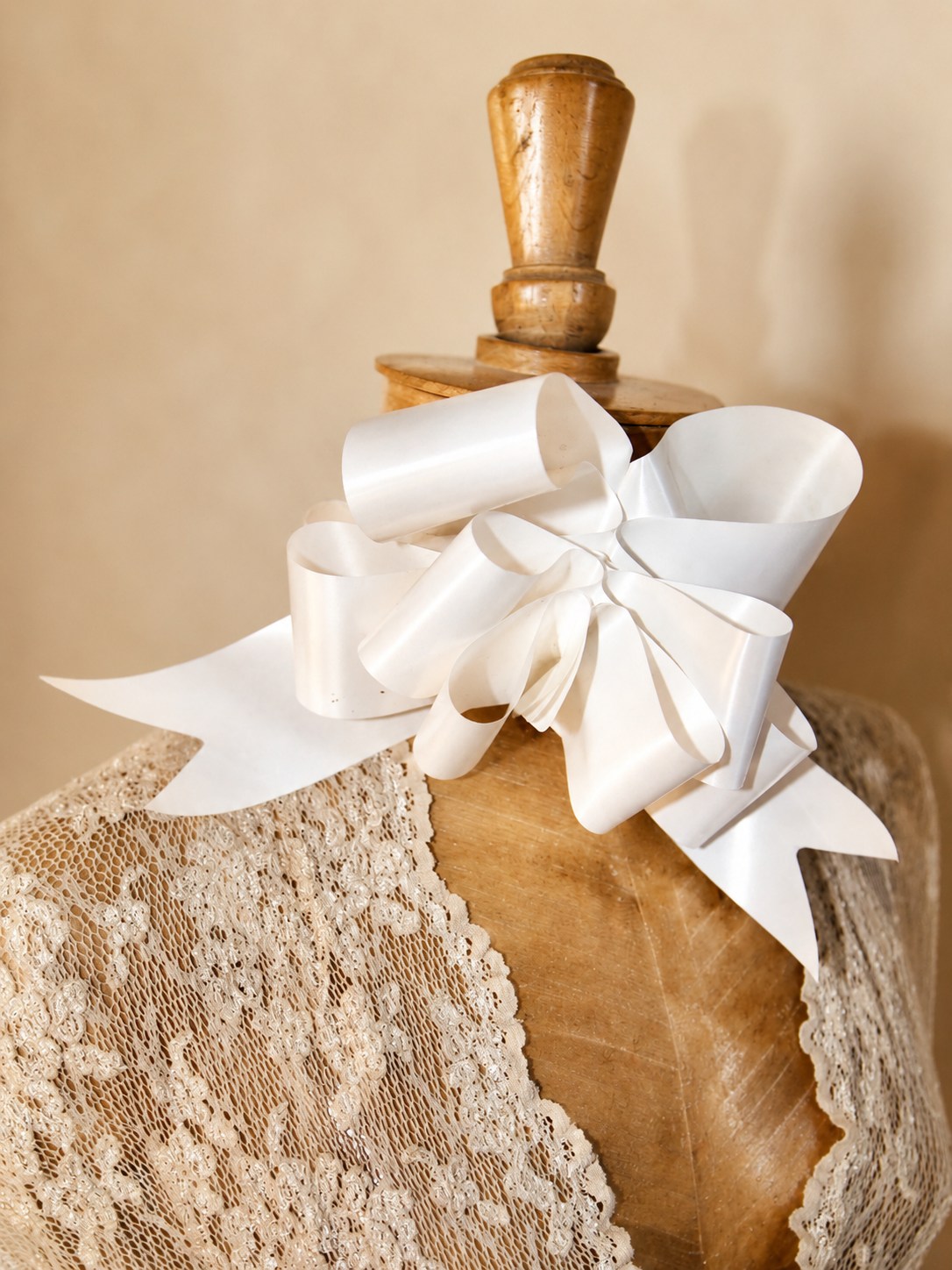 Détail romantique de la Suite Romantique au Mas du Domaine de Montcalm