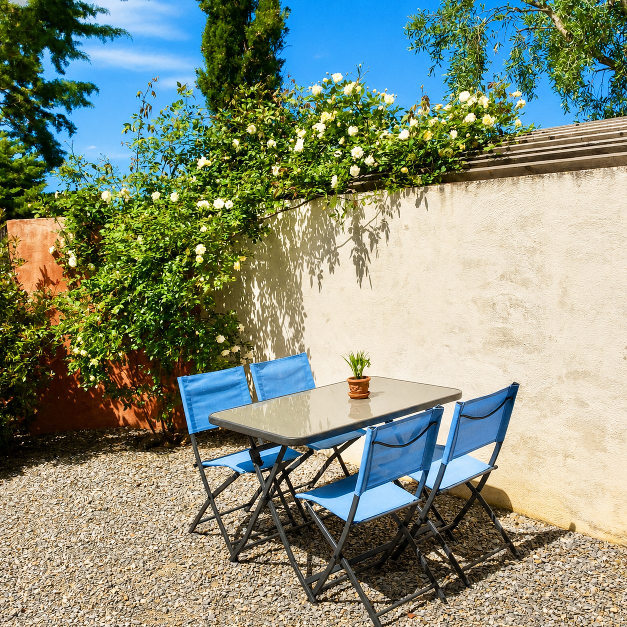 Terrasse privative du Gîte Ribéral à Thuir