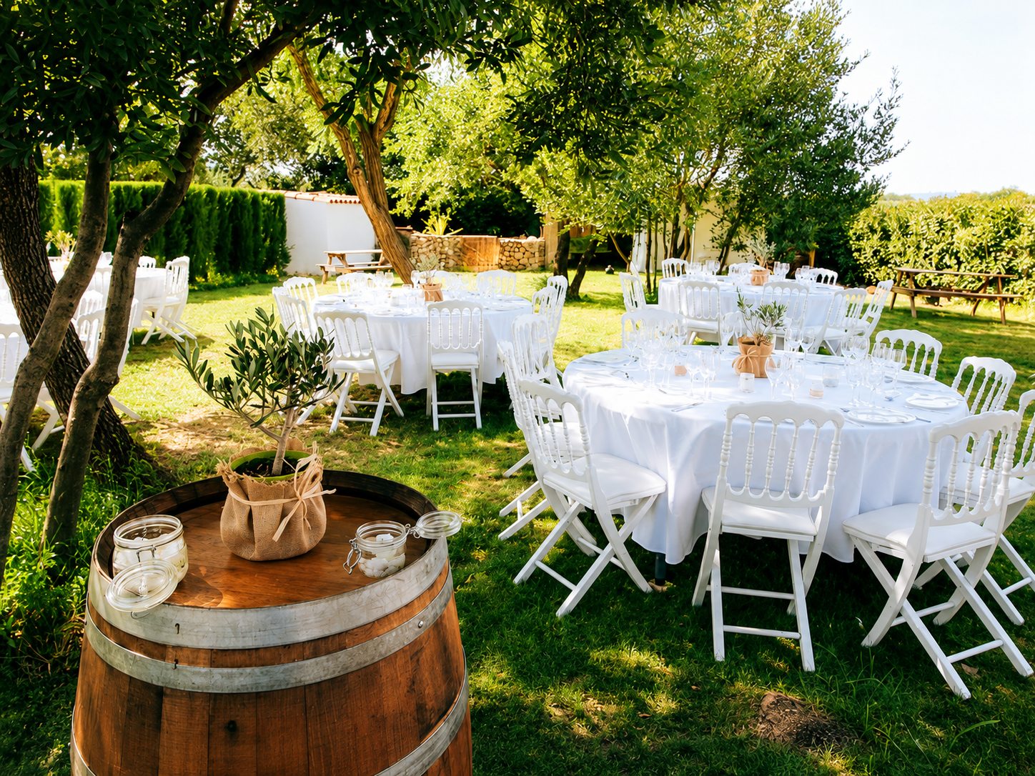 Réception de mariage en extérieur au Mas du Domaine de Montcalm à Thuir