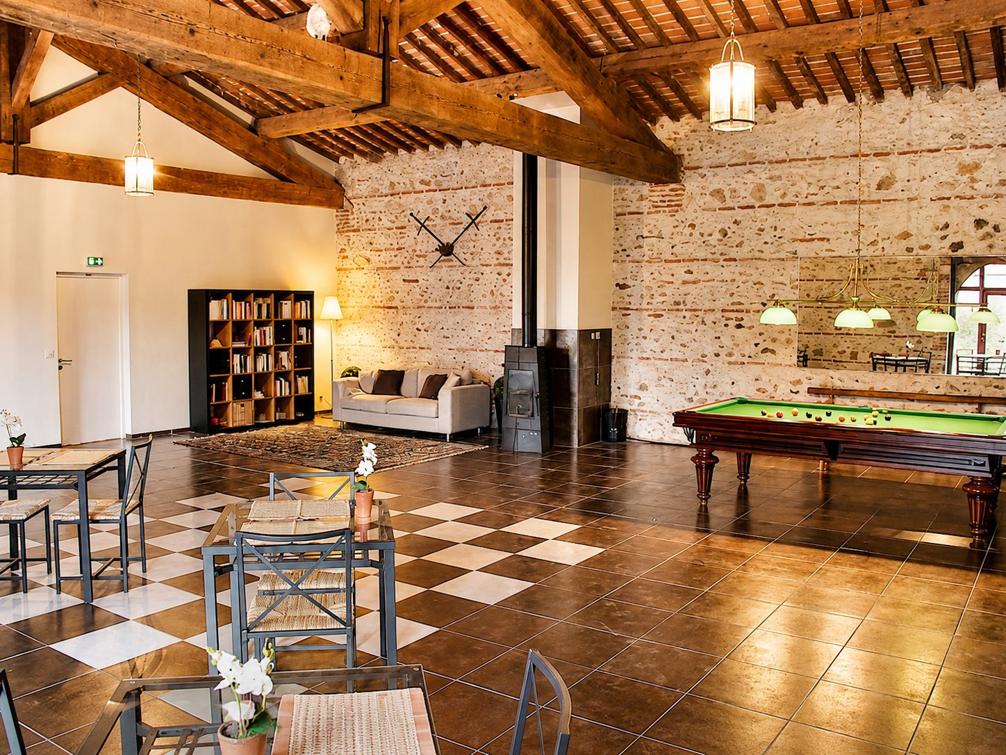 Salle de billard du Mas du Domaine de Montcalm à Thuir