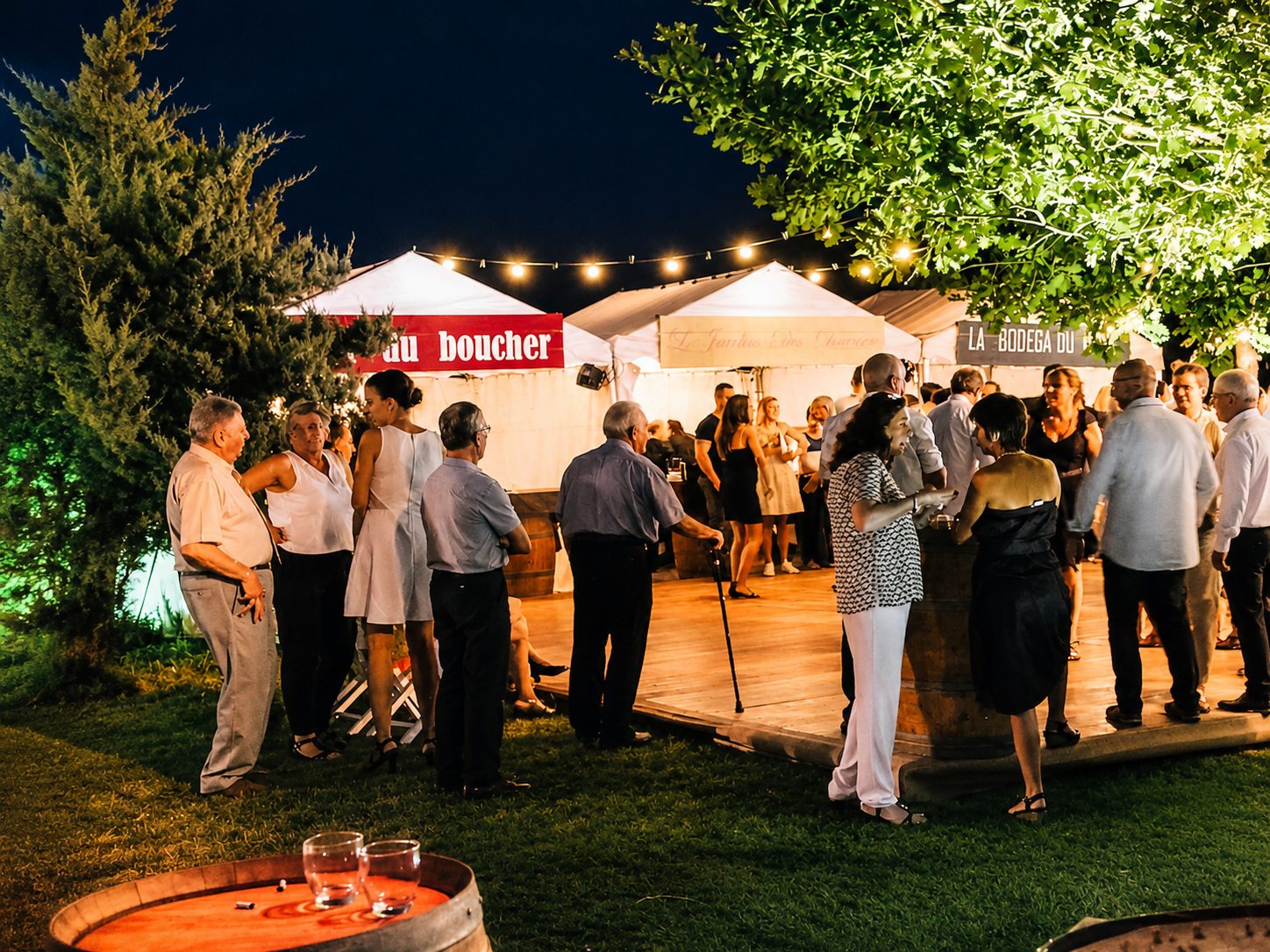 Soirée de mariage en extérieur au Mas du Domaine de Montcalm