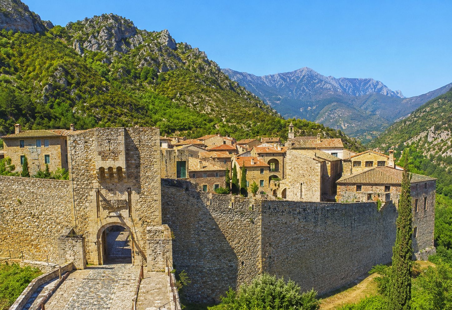 Villefranche-de-Conflent village fortifié des Pyrénées-Orientales